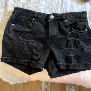 Black distressed jean shorts size 28